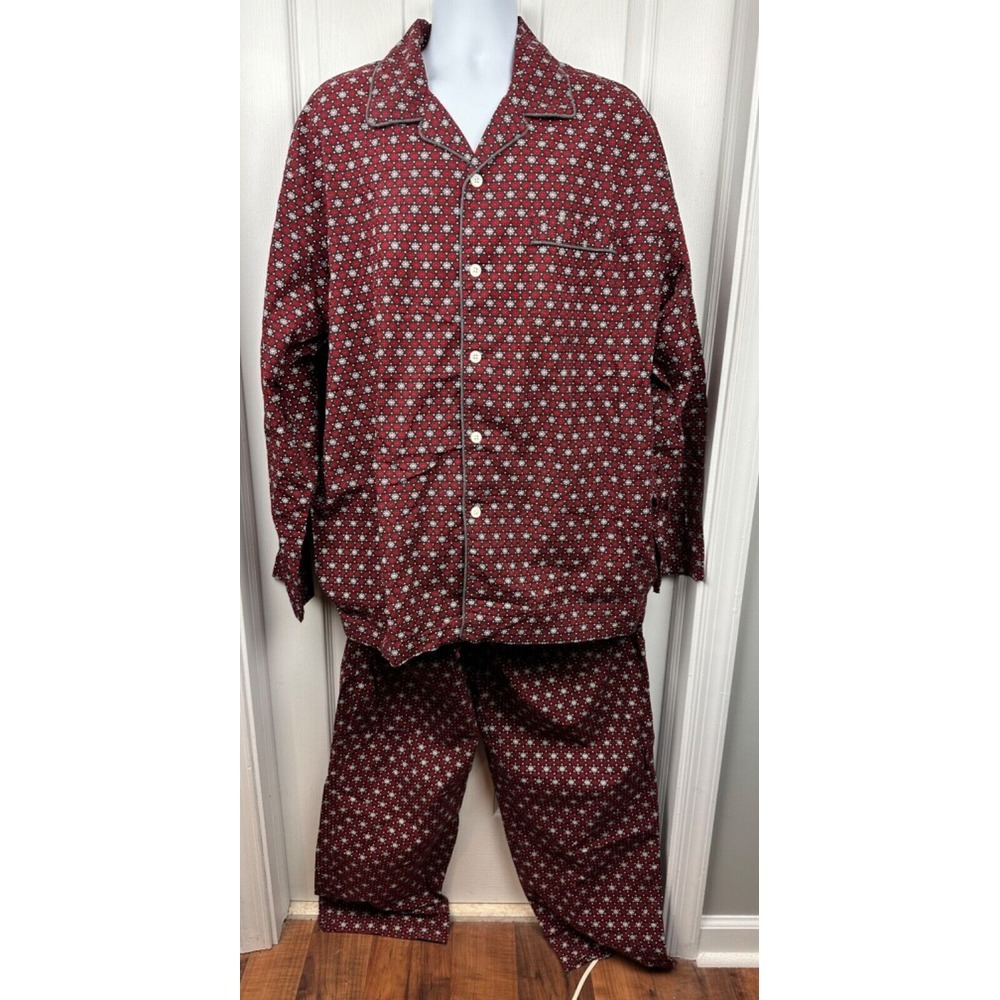 NWT‎ GAP BODY Men's Poplin Red Pajama 2 Piece Set Christmas Snowflakes Size XL